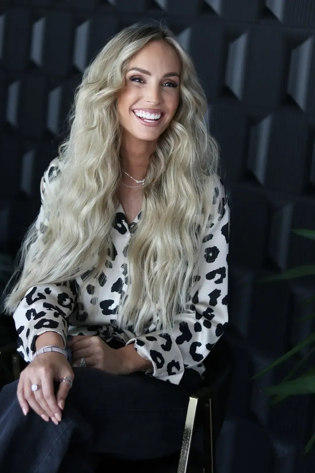 Finished platinum blonde extension transformation with volume and length